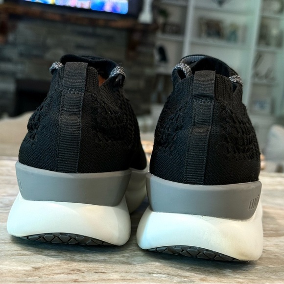 Women’s MOSHN By Klogs Vigor black rocker bottom sneakers- Size 10.5 - Picture 5 of 11